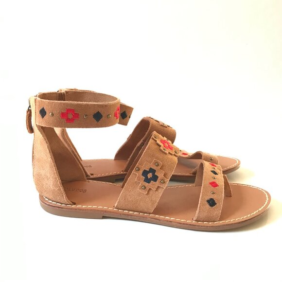 NEW Soludos Flat Sandals Womens 11 Natural Tan Suede Red Embroidered Zipper NWOB - Picture 3 of 12